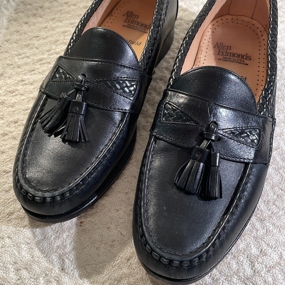 Allen Edmonds Maxfield Black Tassel Loafers Unisex main image 7